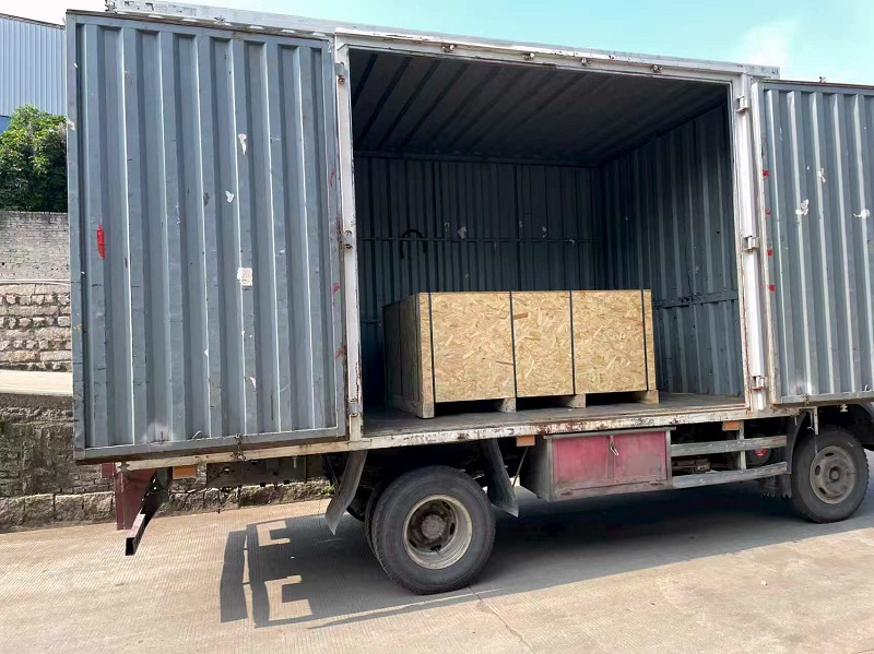 Nyetel Sail Nglawan Headwind! PRO MOLD Kasil Ngirim Cetakan Curbstone Curb Kompleks Tinggi menyang Arab Saudi