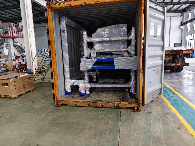 Manufaktur Intelligent High-end Sails Luar Negeri! Dikonfigurasi kanthi lengkap Shot Blasting & Soft Brushing Machines dikirim menyang Timur Tengah